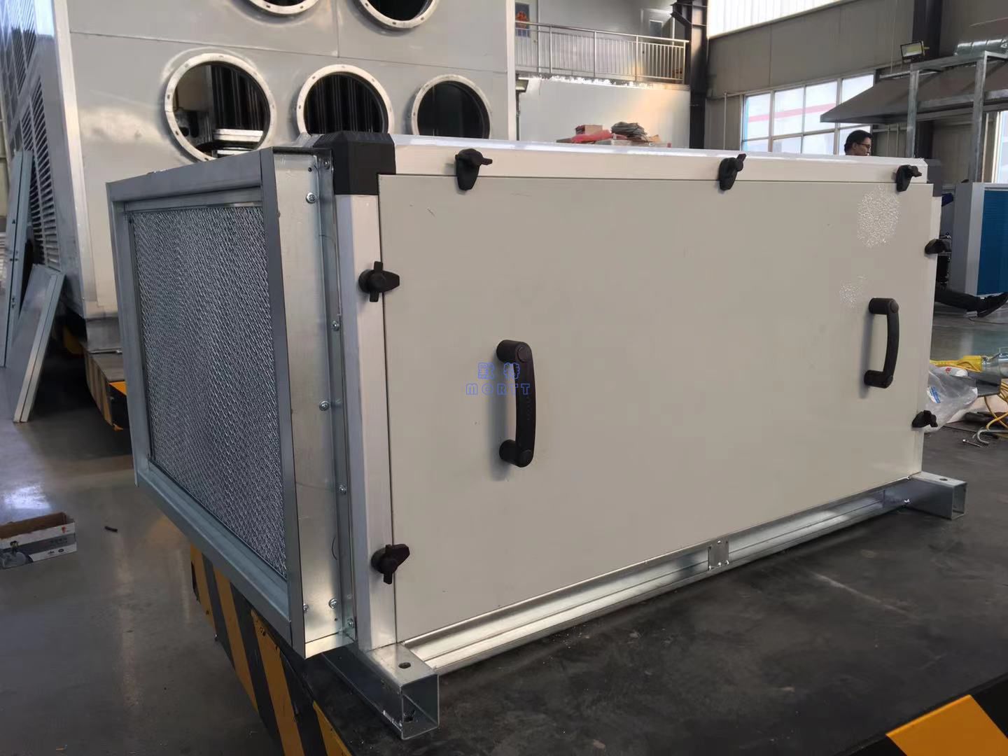 吊頂式恒溫恒濕機(圖1) 吊頂式恒溫恒濕機(圖1)